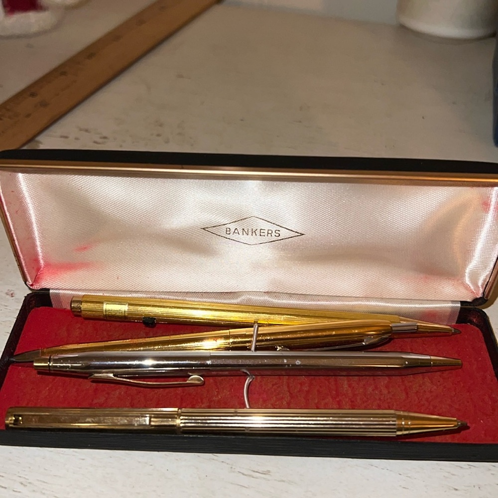 Lot vintage Cross & Bankers USA Mechanical pens